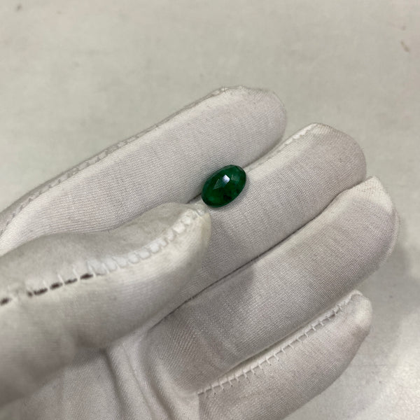100% Natural Premium Zambian Panna (Emerald) – 3.3 Carat | High-Quality Green Gemstone