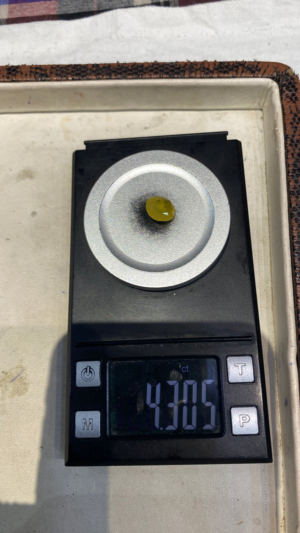 100% Natural Premium Nigerian Pukhraj (Yellow Sapphire) – 4.3 Carat | 100% Original High-Quality Yellow Gemstone