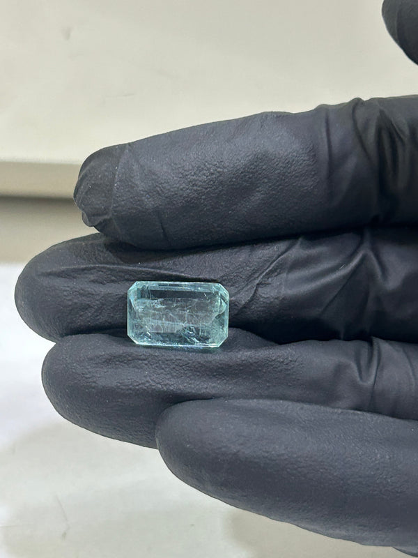 100% Natural Emerald (Panna) – 7.63 ratti( zambian)