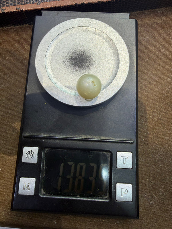 Natural South Sea Pearl – 13.8 Carat | Premium Lustre Pearl