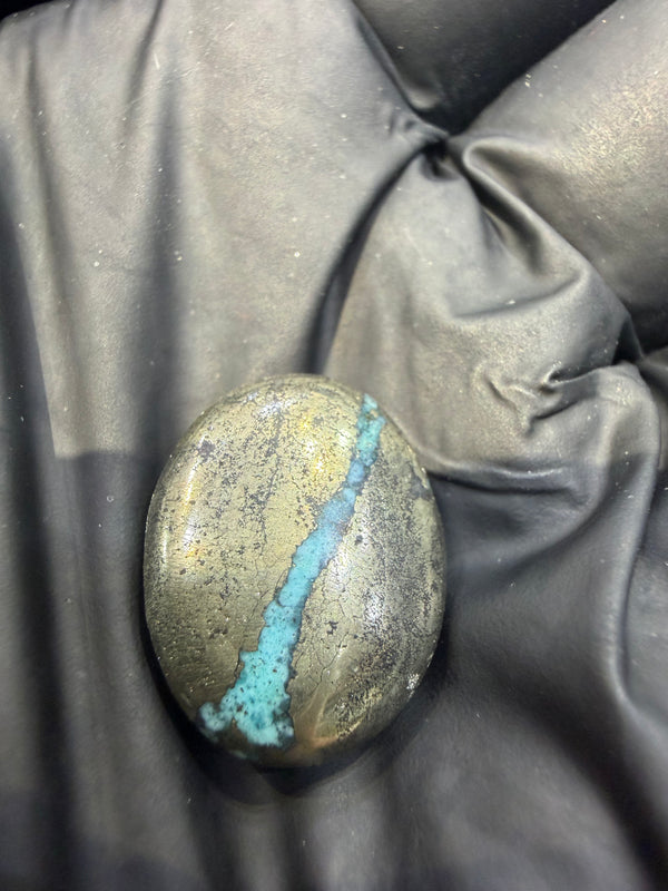 100% Natural Irani Firoza – 19.52 Carat