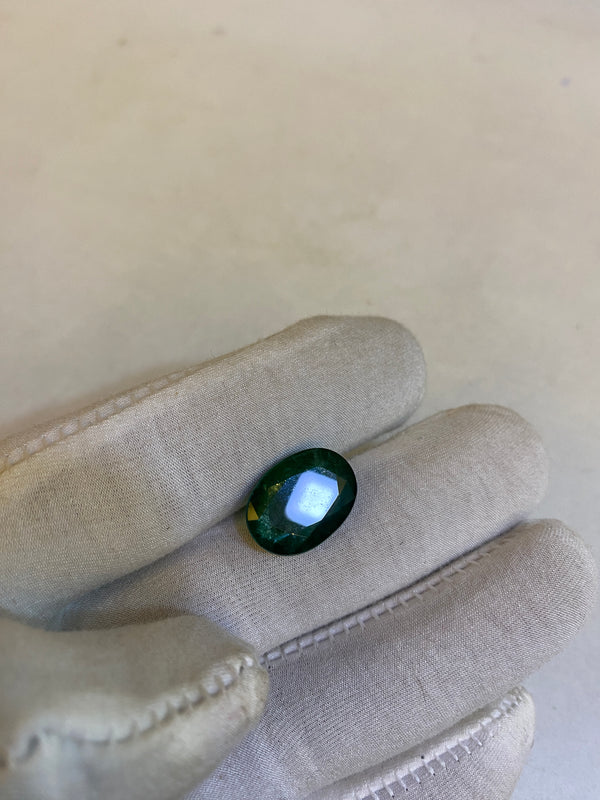 100% Natural Premium Zambian Panna (Emerald) – 8.5 Carat | High-Quality Green Gemstone