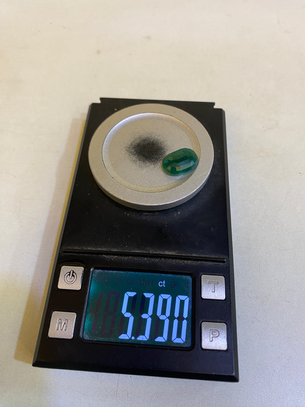 100% Natural Premium Zambian Panna (Emerald) – 5.3 Carat | High-Quality Green Gemstone