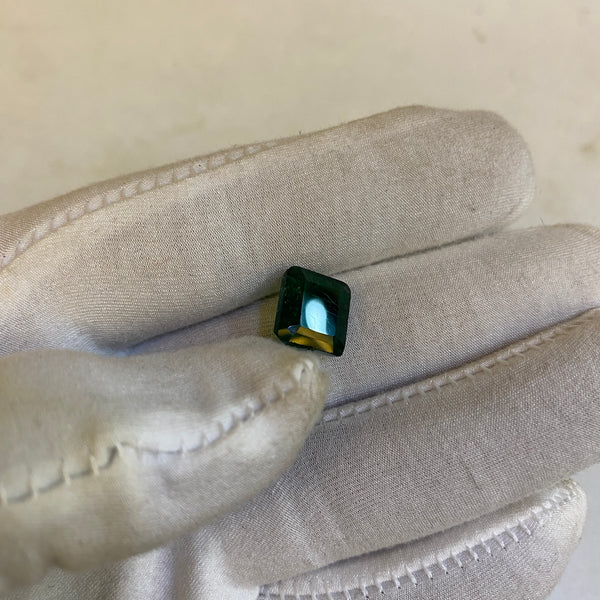 100% Natural Premium Zambian Panna (Emerald) – 5.4 Carat | High-Quality Green Gemstone
