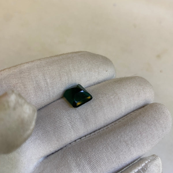 100% Natural Premium Zambian Panna (Emerald) – 5.4 Carat | High-Quality Green Gemstone
