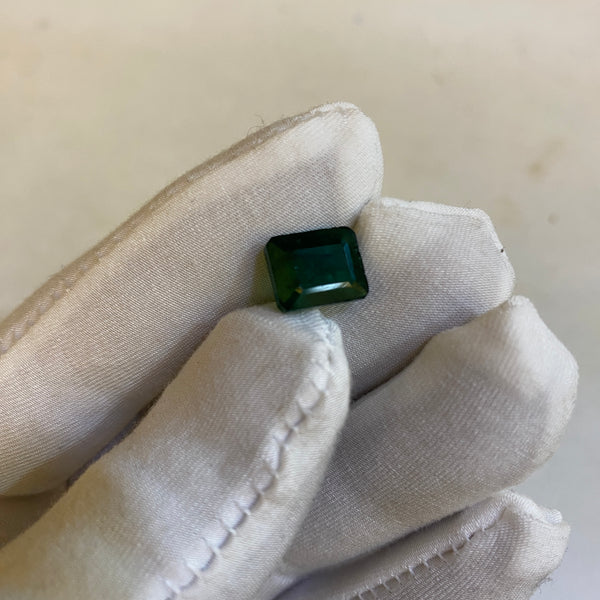 100% Natural Premium Zambian Panna (Emerald) – 4.3 Carat | High-Quality Green Gemstone