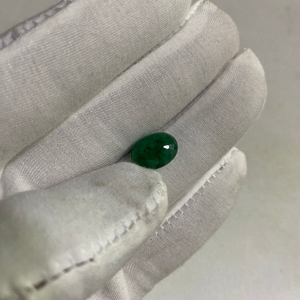 100% Natural Premium Zambian Panna (Emerald) – 4.3 Carat | High-Quality Green Gemstone