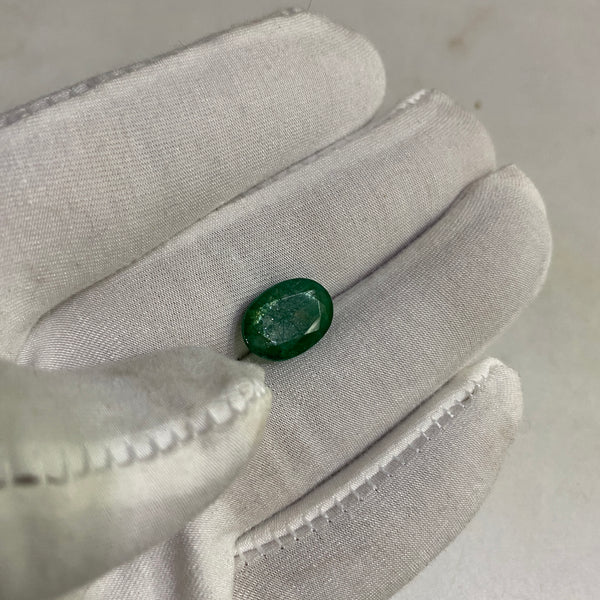 100% Natural Premium Zambian Panna (Emerald) – 4.3 Carat | High-Quality Green Gemstone