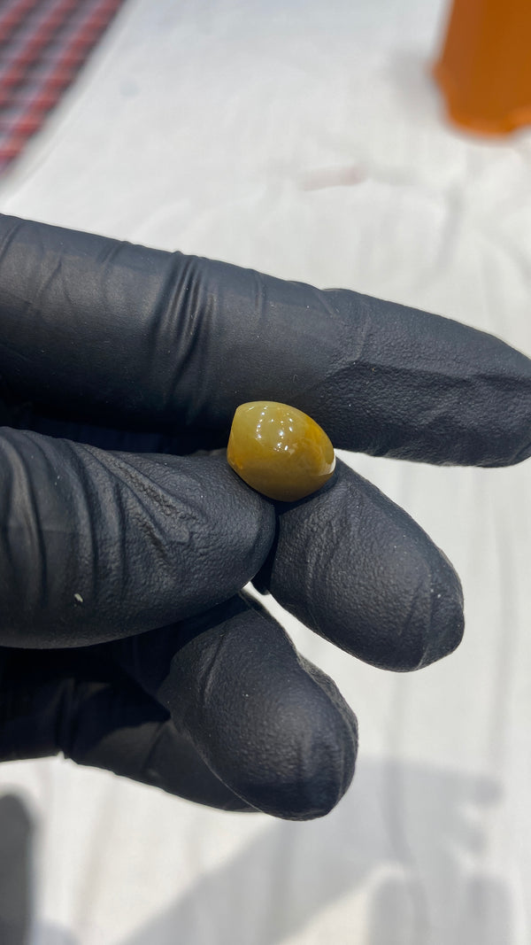 100% Natural Premium Cat’s Eye Stone (Lehsunia) – 9.9 Carat | 100% Original High-Quality Gemstone