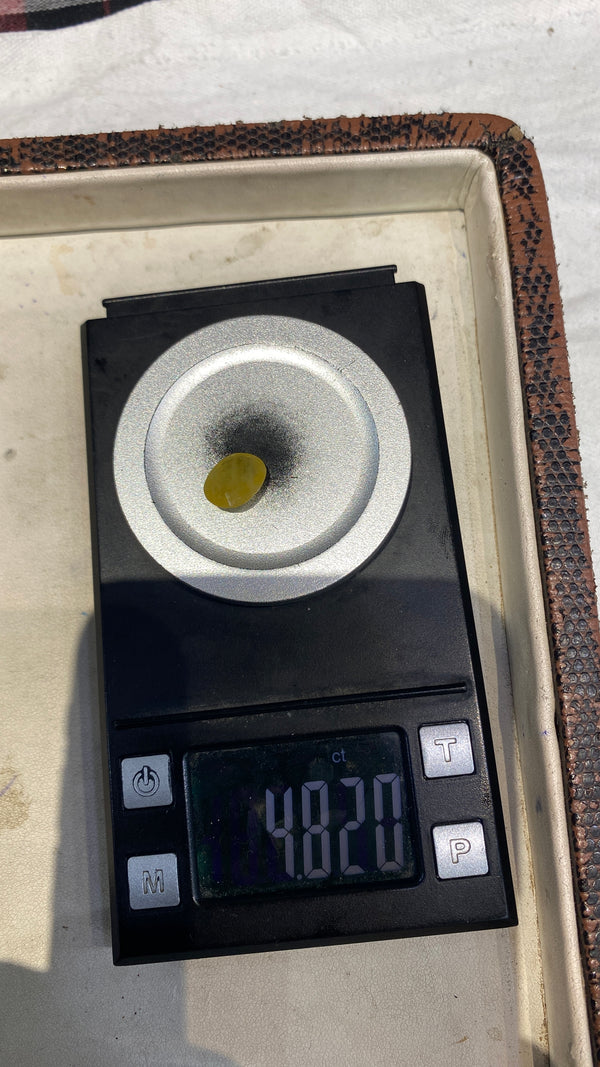 100% Natural Premium Nigerian Pukhraj (Yellow Sapphire) – 4.8 Carat | 100% Original High-Quality Yellow Gemstone