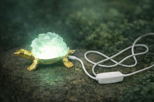 Green Aventurine Crystal Turtle with Cable – Natural Lucky Stone Turtle for Décor