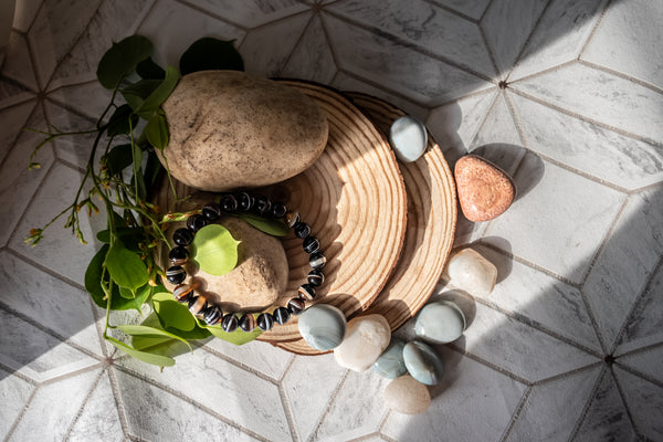 Natural Black Agate Stone Bracelet – Grounding & Energy Protection