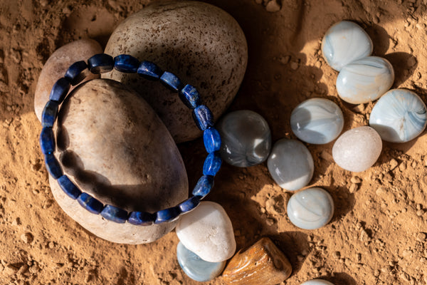 Square Lapis Lazuli Bracelet – Natural Deep Blue Gemstone Beaded Stretch Bracelet